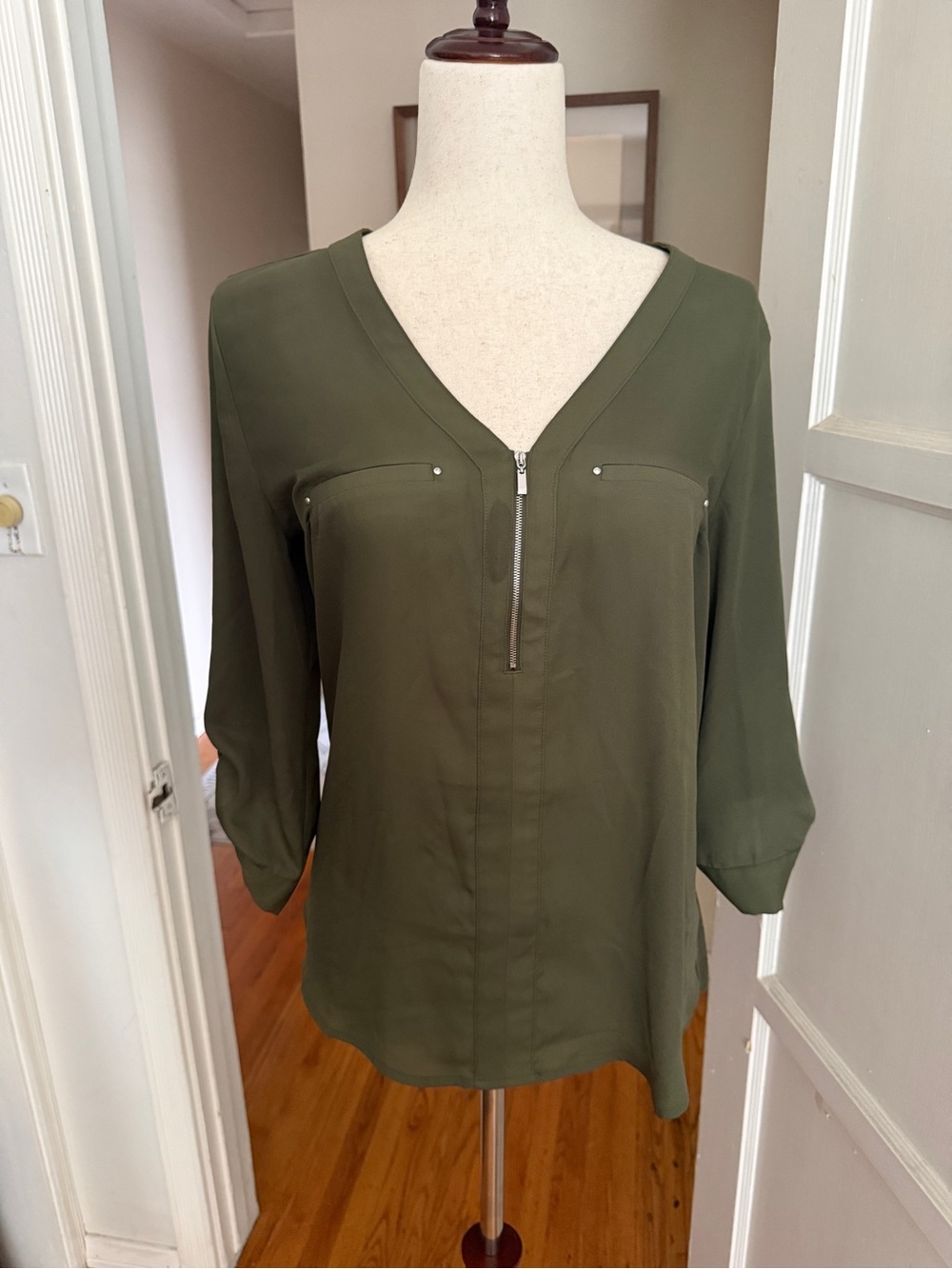 Women's Olive Green V-Neck Zip Tunic Top